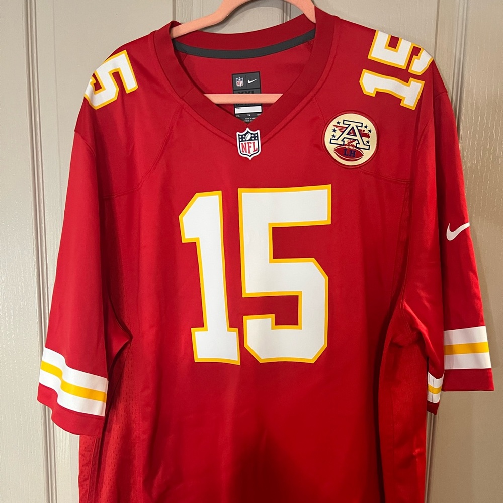 BRAND NEW !! Kansas City Jersey